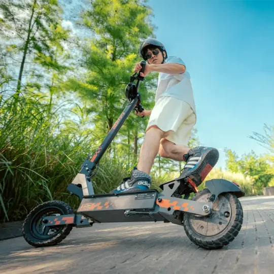 Electric Scooter KuKirin G2, Speed 45km/h, Range 55km, 48V/15Ah
