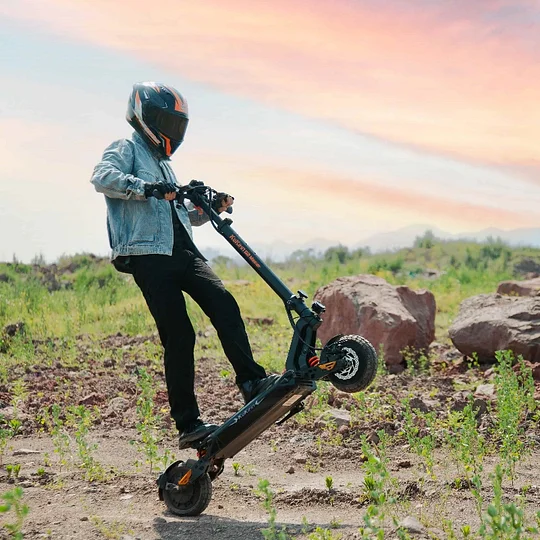 Electric scooter KuKirin G2 Master 2026, Speed 65km/h, Range 70km, 52V/20.8Ah